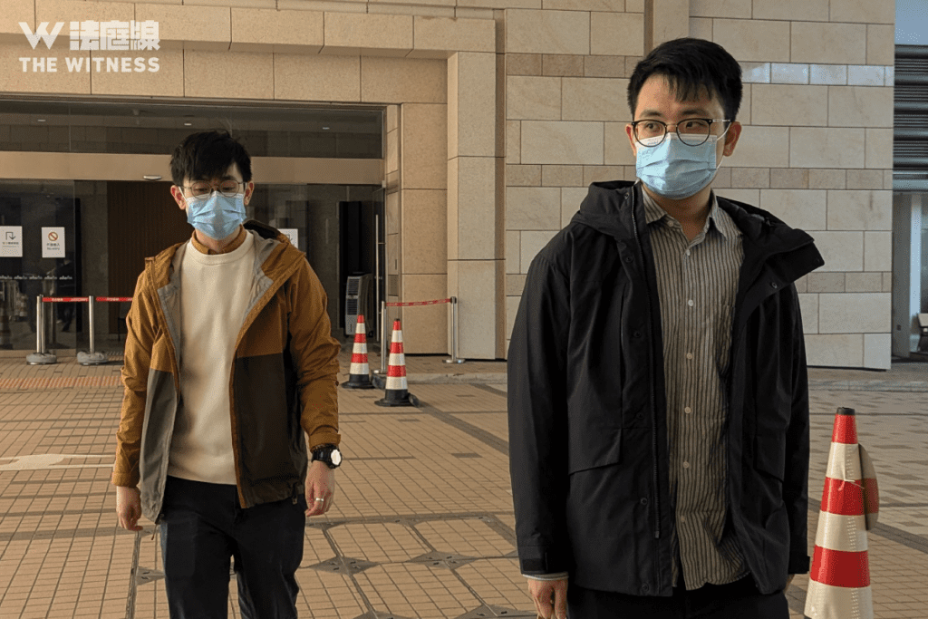 康文署修樹女工死因研訊
長子劉鎧華
左(啡外套):死者次子
