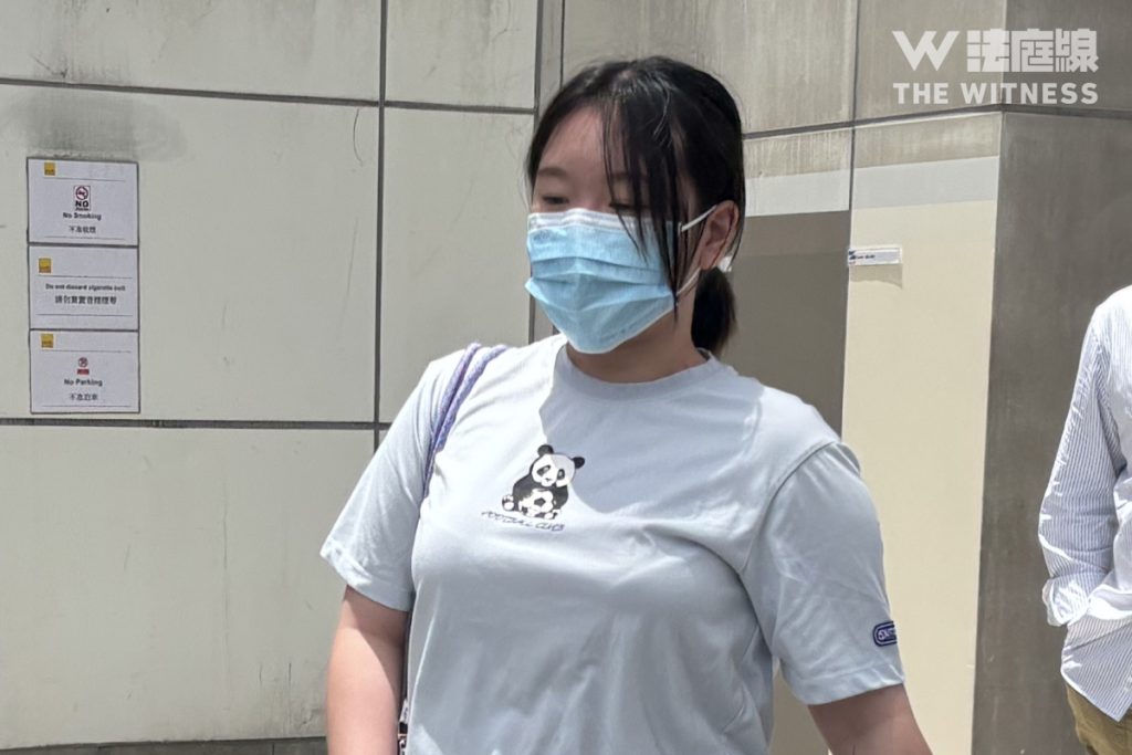被告陳昫菁