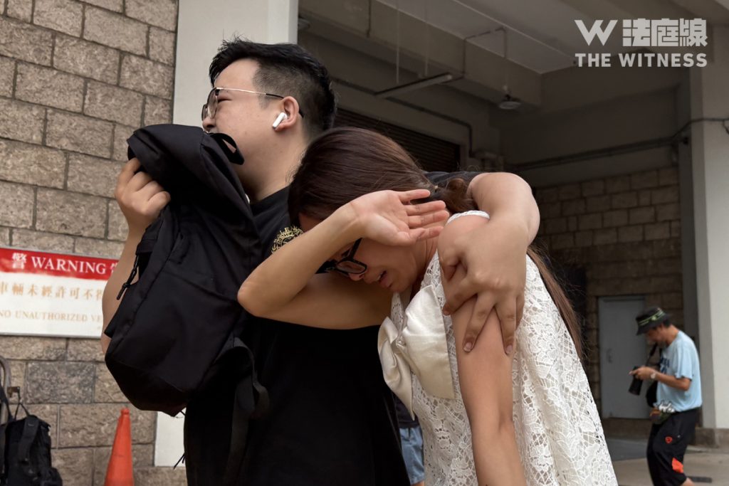 李敏
