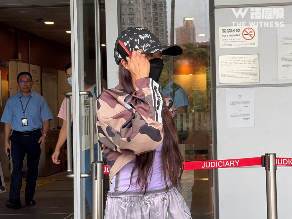 被告梁翠儀