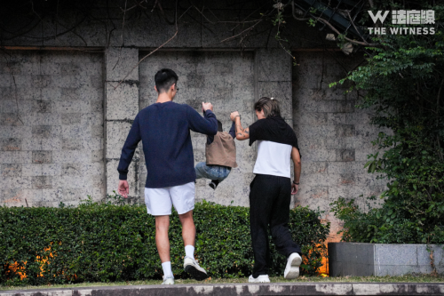 專訪｜被控理大暴動夫婦出獄　給兒子的情書：過去不在你身旁，但沒錯過你成長每刻